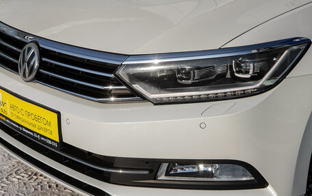 Volkswagen Passat B8 рестайлинг, 2015 год, 1 359 000 рублей, 3 фотография