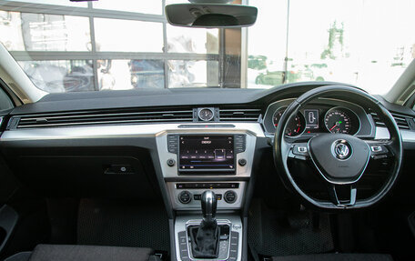 Volkswagen Passat B8 рестайлинг, 2015 год, 1 359 000 рублей, 19 фотография