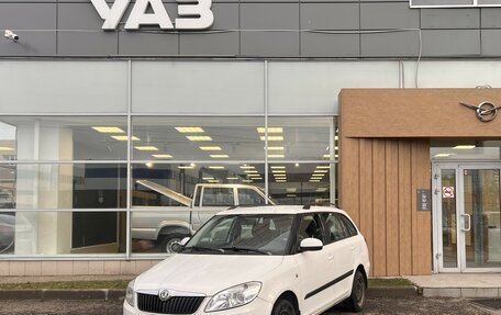 Skoda Fabia II, 2010 год, 580 000 рублей, 2 фотография