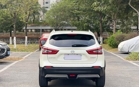 Nissan Qashqai, 2022 год, 1 940 000 рублей, 5 фотография