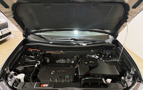 Mitsubishi Outlander III рестайлинг 3, 2022 год, 2 800 000 рублей, 31 фотография