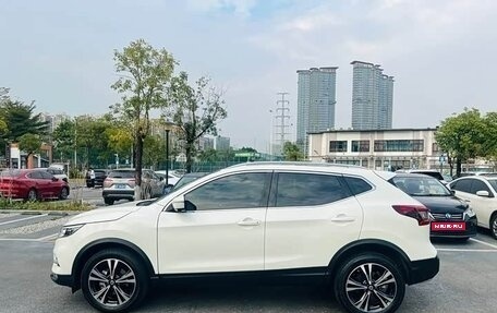 Nissan Qashqai, 2022 год, 1 940 000 рублей, 7 фотография