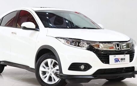 Honda Vezel, 2020 год, 1 550 000 рублей, 3 фотография