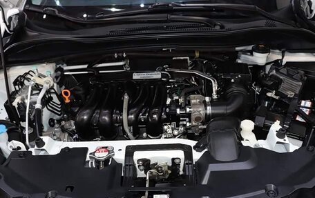 Honda Vezel, 2020 год, 1 550 000 рублей, 15 фотография