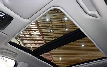 Honda Vezel, 2020 год, 1 550 000 рублей, 12 фотография