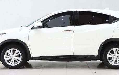 Honda Vezel, 2020 год, 1 550 000 рублей, 4 фотография