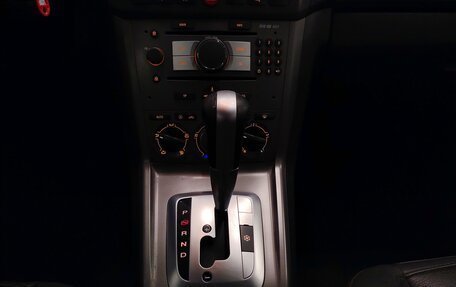 Opel Antara I, 2010 год, 875 000 рублей, 12 фотография