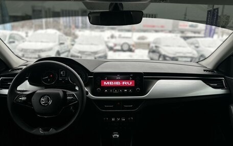 Skoda Rapid II, 2021 год, 1 825 000 рублей, 7 фотография