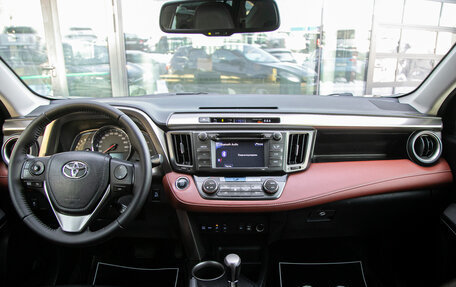 Toyota RAV4, 2013 год, 2 159 000 рублей, 14 фотография