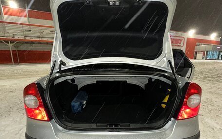 Ford Focus II рестайлинг, 2007 год, 450 000 рублей, 23 фотография