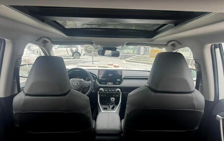 Toyota RAV4, 2025 год, 4 390 000 рублей, 20 фотография