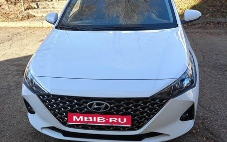 Hyundai Solaris II рестайлинг, 2022 год, 1 850 000 рублей, 1 фотография