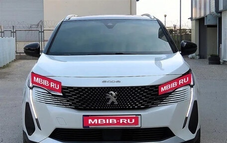 Peugeot 5008 II, 2024 год, 2 900 000 рублей, 1 фотография