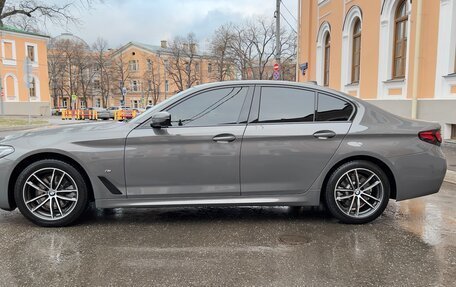 BMW 5 серия, 2020 год, 3 890 000 рублей, 2 фотография