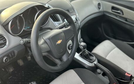 Chevrolet Cruze II, 2013 год, 550 000 рублей, 10 фотография