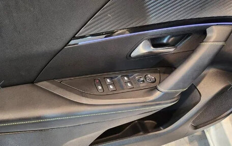 Peugeot 2008 II, 2021 год, 1 700 000 рублей, 13 фотография