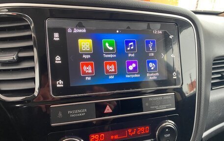 Mitsubishi Outlander III рестайлинг 3, 2018 год, 2 120 000 рублей, 31 фотография