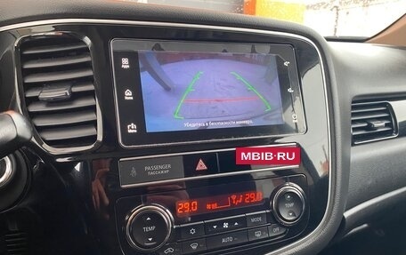 Mitsubishi Outlander III рестайлинг 3, 2018 год, 2 120 000 рублей, 30 фотография