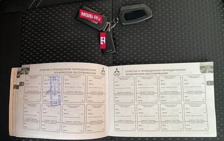 Mitsubishi Outlander III рестайлинг 3, 2018 год, 2 120 000 рублей, 28 фотография