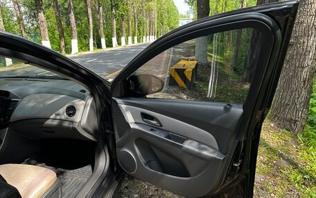 Chevrolet Cruze II, 2010 год, 530 000 рублей, 24 фотография