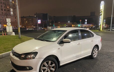 Volkswagen Polo VI (EU Market), 2012 год, 335 000 рублей, 2 фотография