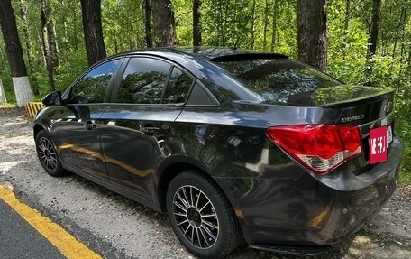 Chevrolet Cruze II, 2010 год, 530 000 рублей, 32 фотография