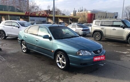 Toyota Avensis III рестайлинг, 2001 год, 300 000 рублей, 4 фотография