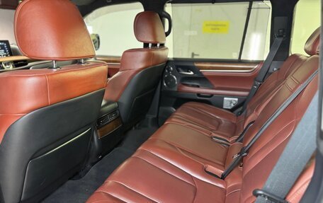 Lexus LX III, 2017 год, 6 950 000 рублей, 36 фотография