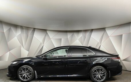 Toyota Camry, 2021 год, 3 155 000 рублей, 19 фотография