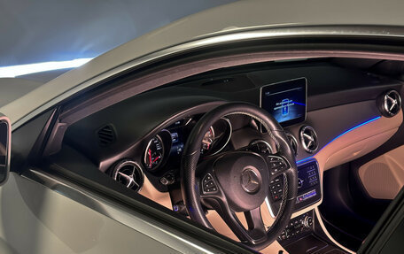 Mercedes-Benz CLA, 2018 год, 1 900 000 рублей, 16 фотография