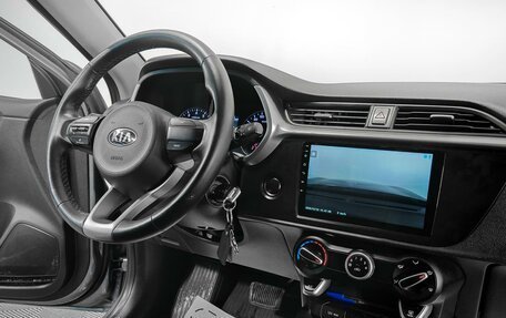 KIA Rio IV, 2021 год, 1 805 000 рублей, 7 фотография