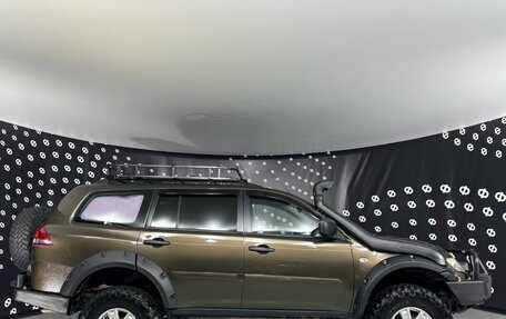 Mitsubishi Pajero Sport II рестайлинг, 2014 год, 1 899 000 рублей, 4 фотография