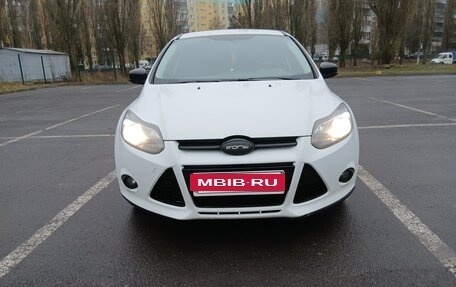 Ford Focus III, 2013 год, 750 000 рублей, 2 фотография