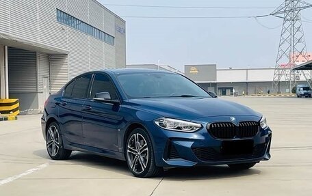 BMW 1 серия, 2022 год, 2 290 000 рублей, 1 фотография