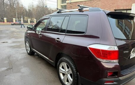 Toyota Highlander III, 2011 год, 2 000 000 рублей, 7 фотография