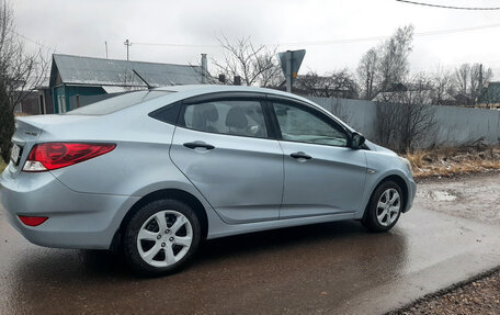 Hyundai Solaris II рестайлинг, 2013 год, 720 000 рублей, 6 фотография