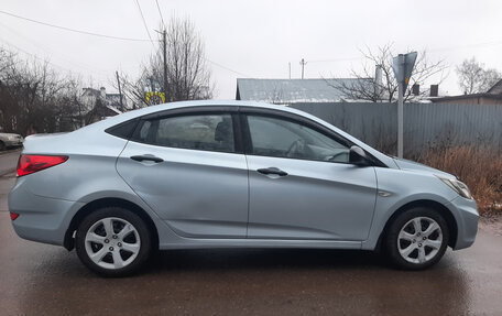 Hyundai Solaris II рестайлинг, 2013 год, 720 000 рублей, 4 фотография