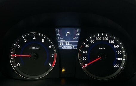 Hyundai Solaris II рестайлинг, 2011 год, 539 400 рублей, 16 фотография