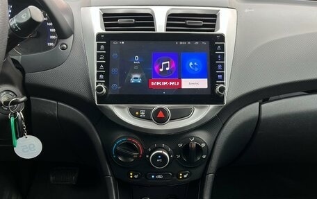 Hyundai Solaris II рестайлинг, 2011 год, 539 400 рублей, 18 фотография