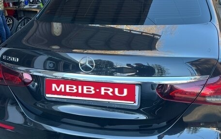 Mercedes-Benz E-Класс, 2021 год, 3 800 000 рублей, 5 фотография