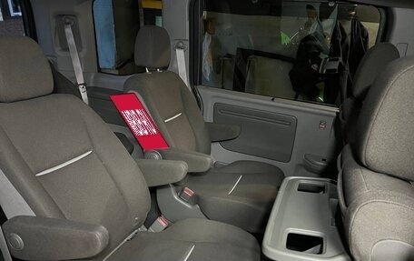 Honda Stepwgn IV, 2016 год, 1 299 000 рублей, 5 фотография