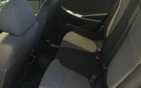 Hyundai Solaris II рестайлинг, 2012 год, 960 000 рублей, 10 фотография