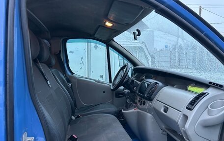 Renault Trafic, 2005 год, 1 100 000 рублей, 4 фотография