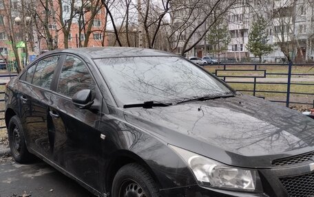 Chevrolet Cruze II, 2010 год, 350 000 рублей, 3 фотография