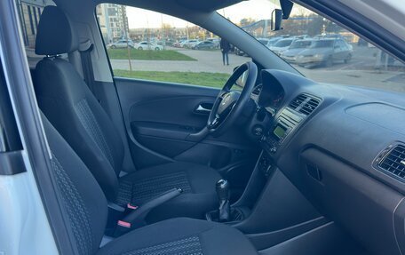 Volkswagen Polo VI (EU Market), 2015 год, 850 000 рублей, 8 фотография