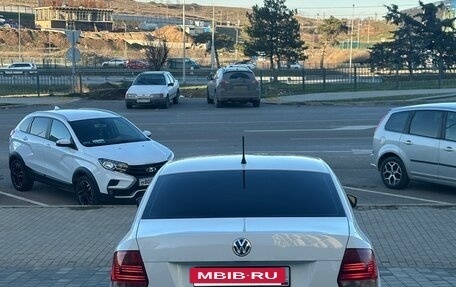 Volkswagen Polo VI (EU Market), 2015 год, 850 000 рублей, 4 фотография