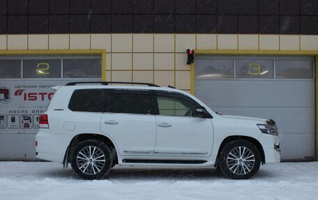 Toyota Land Cruiser 200, 2020 год, 7 995 000 рублей, 7 фотография