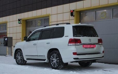 Toyota Land Cruiser 200, 2020 год, 7 995 000 рублей, 4 фотография