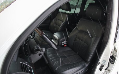 Toyota Land Cruiser 200, 2020 год, 7 995 000 рублей, 13 фотография