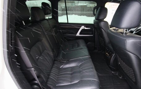 Toyota Land Cruiser 200, 2020 год, 7 995 000 рублей, 17 фотография